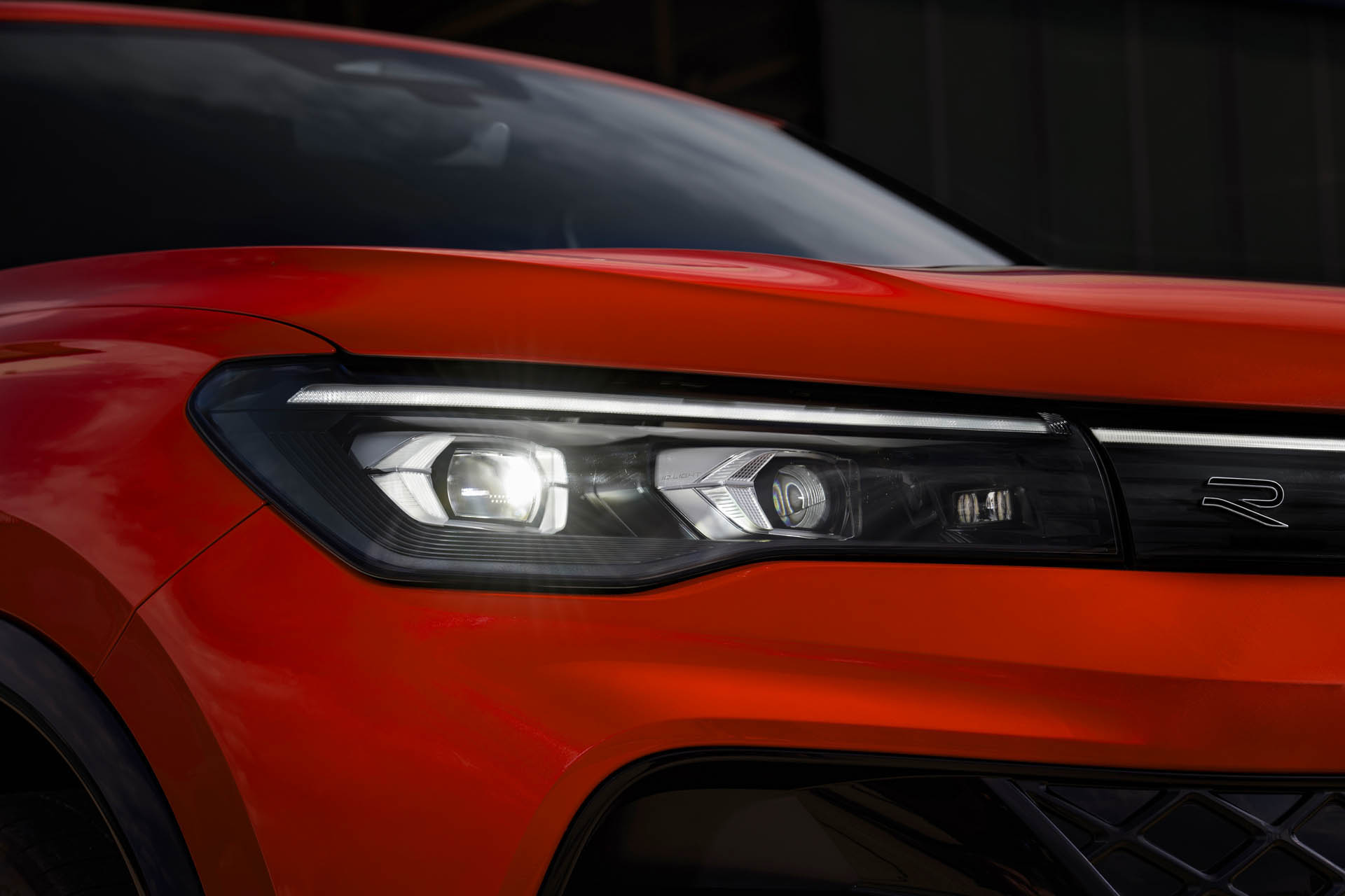 Volkswagen Tiguan R 2023 25