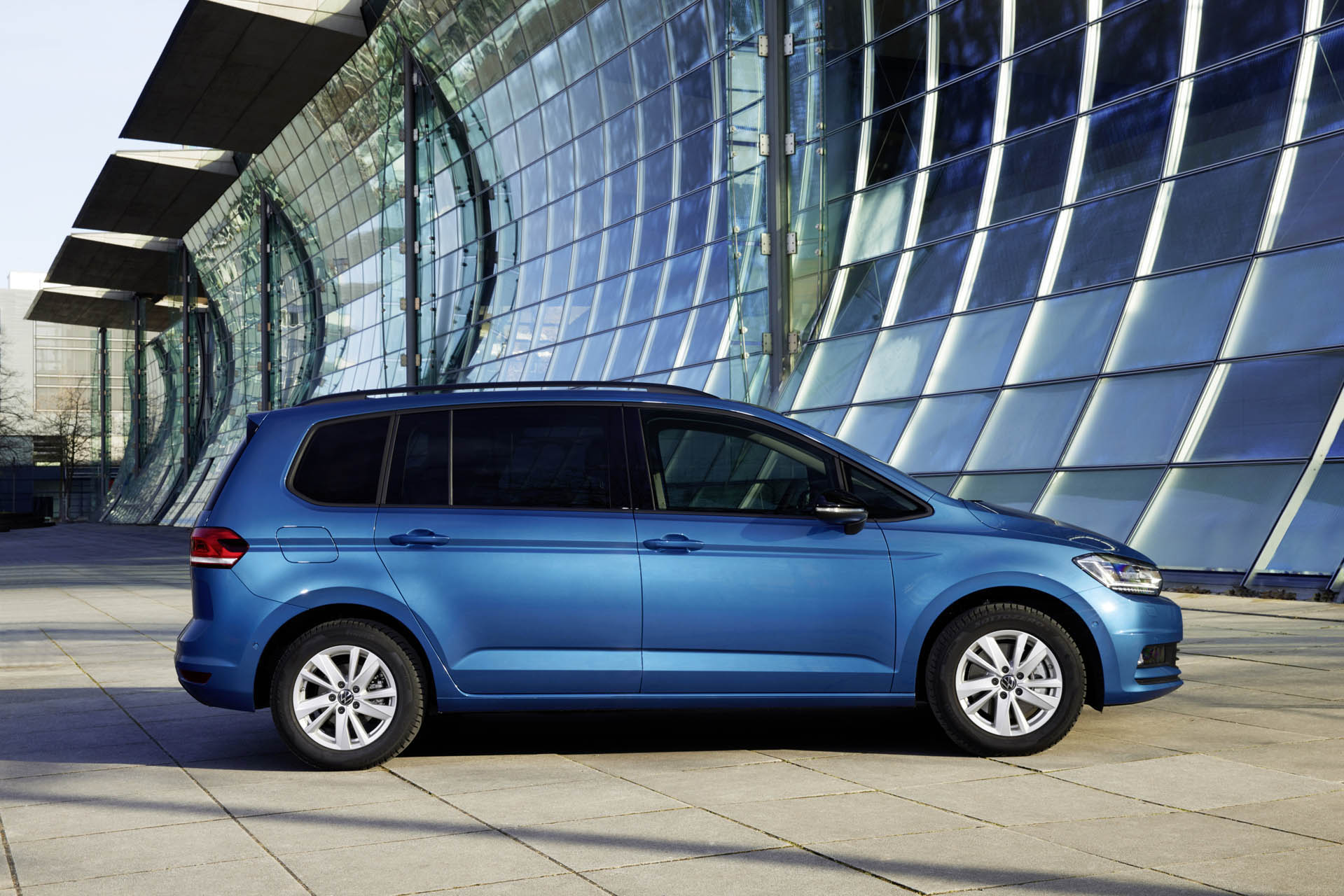 Volkswagen Touran - 20 eves 28