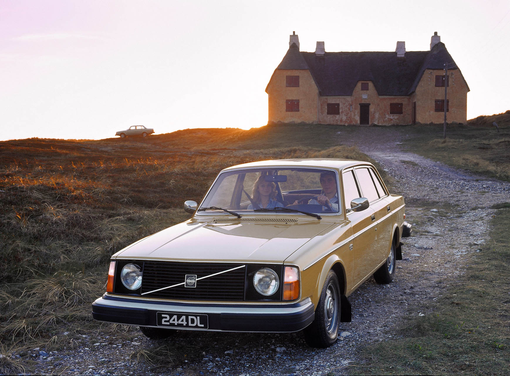 6022 Volvo 244 DL