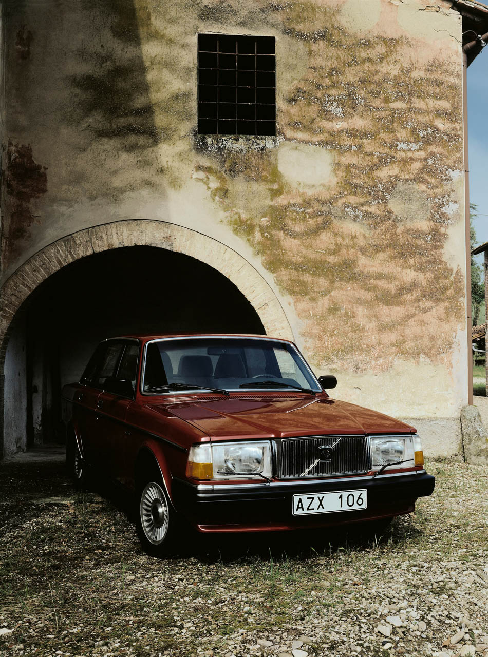 6122 Volvo 264 GLE