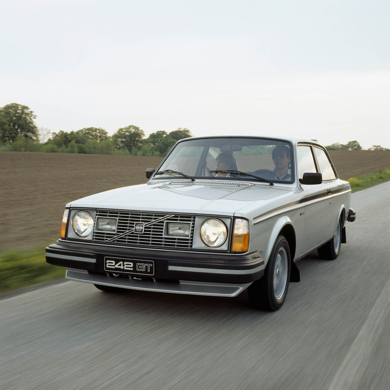 6235 Volvo 242 GT