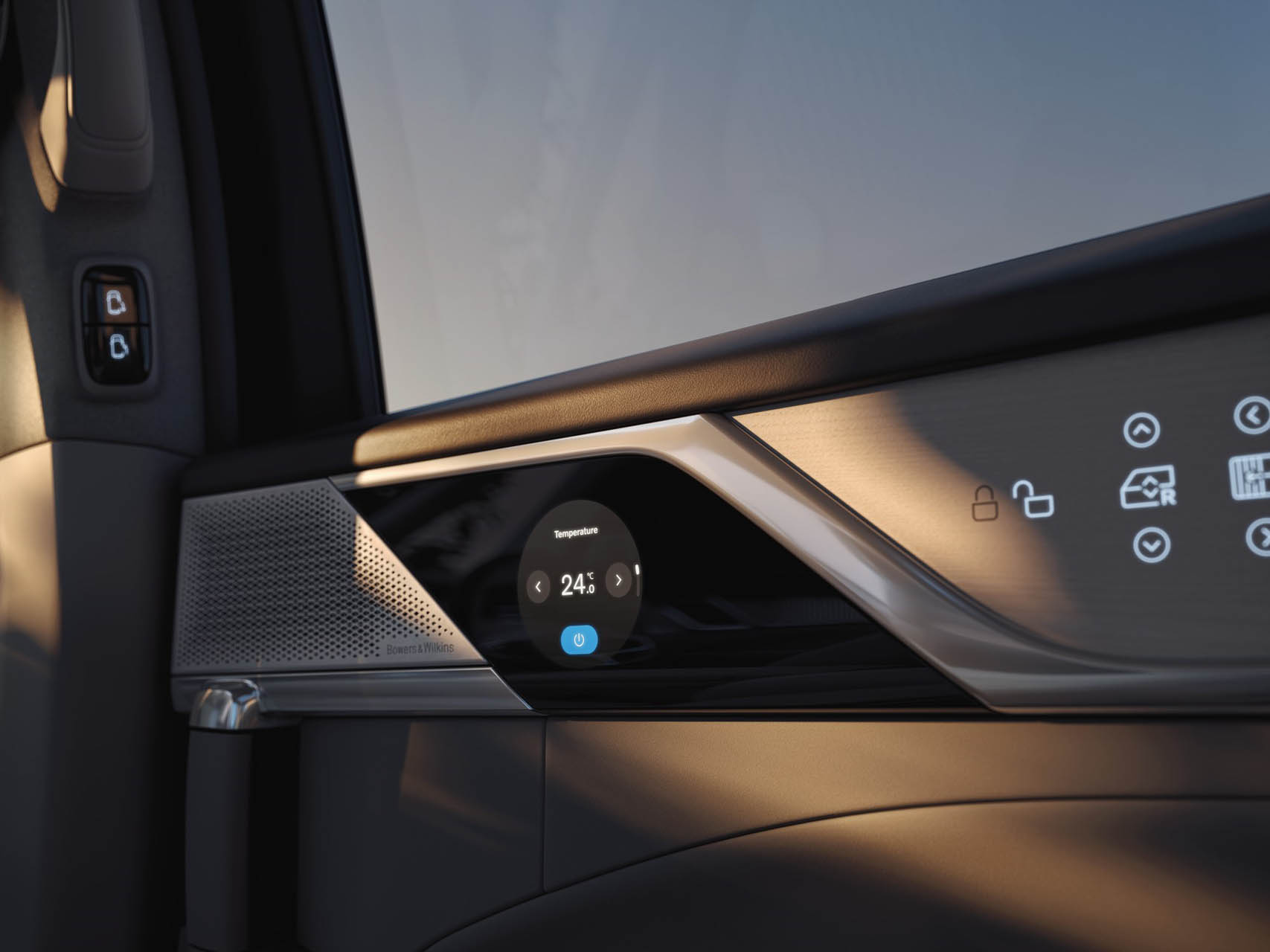 Volvo EM90 22