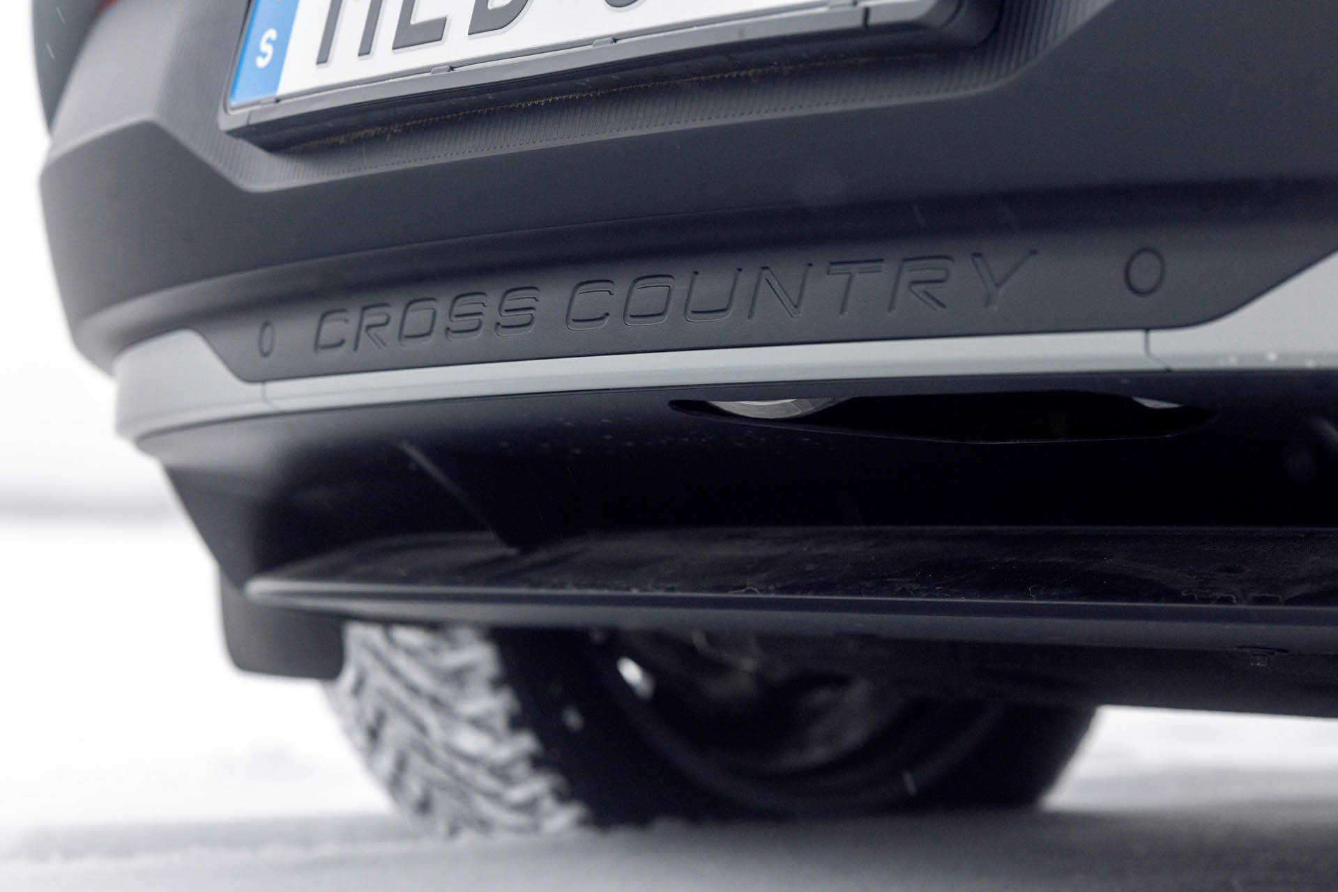 Volvo EX30 Cross Country 17