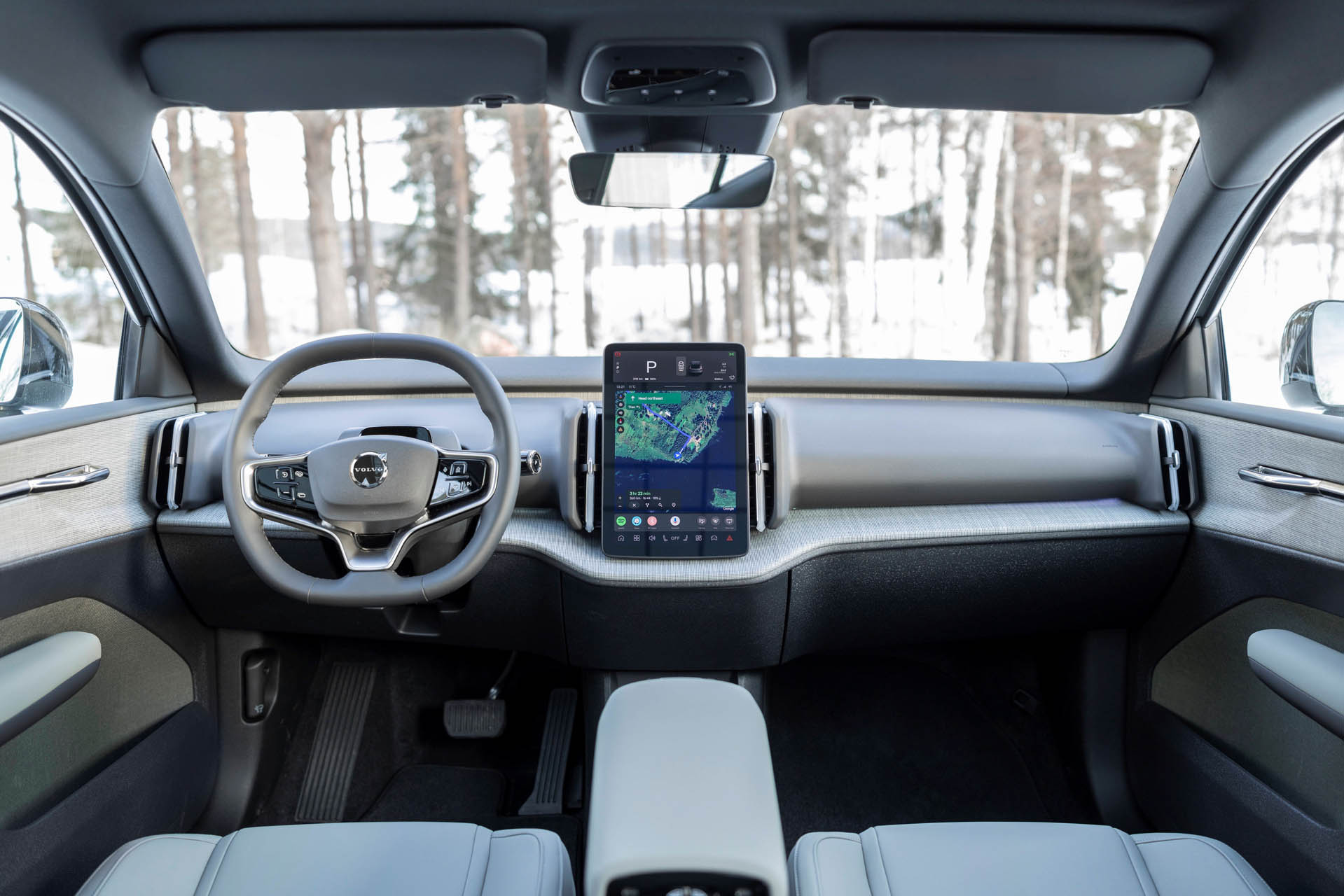 Volvo EX30 Cross Country 18