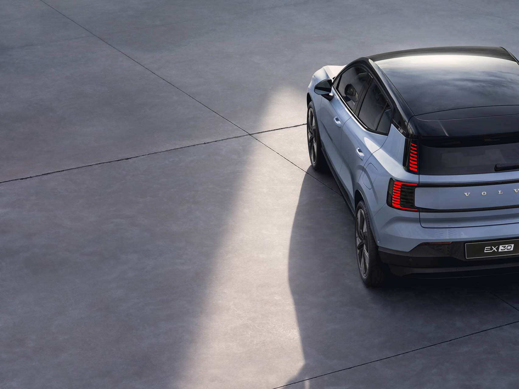 Volvo EX30 01