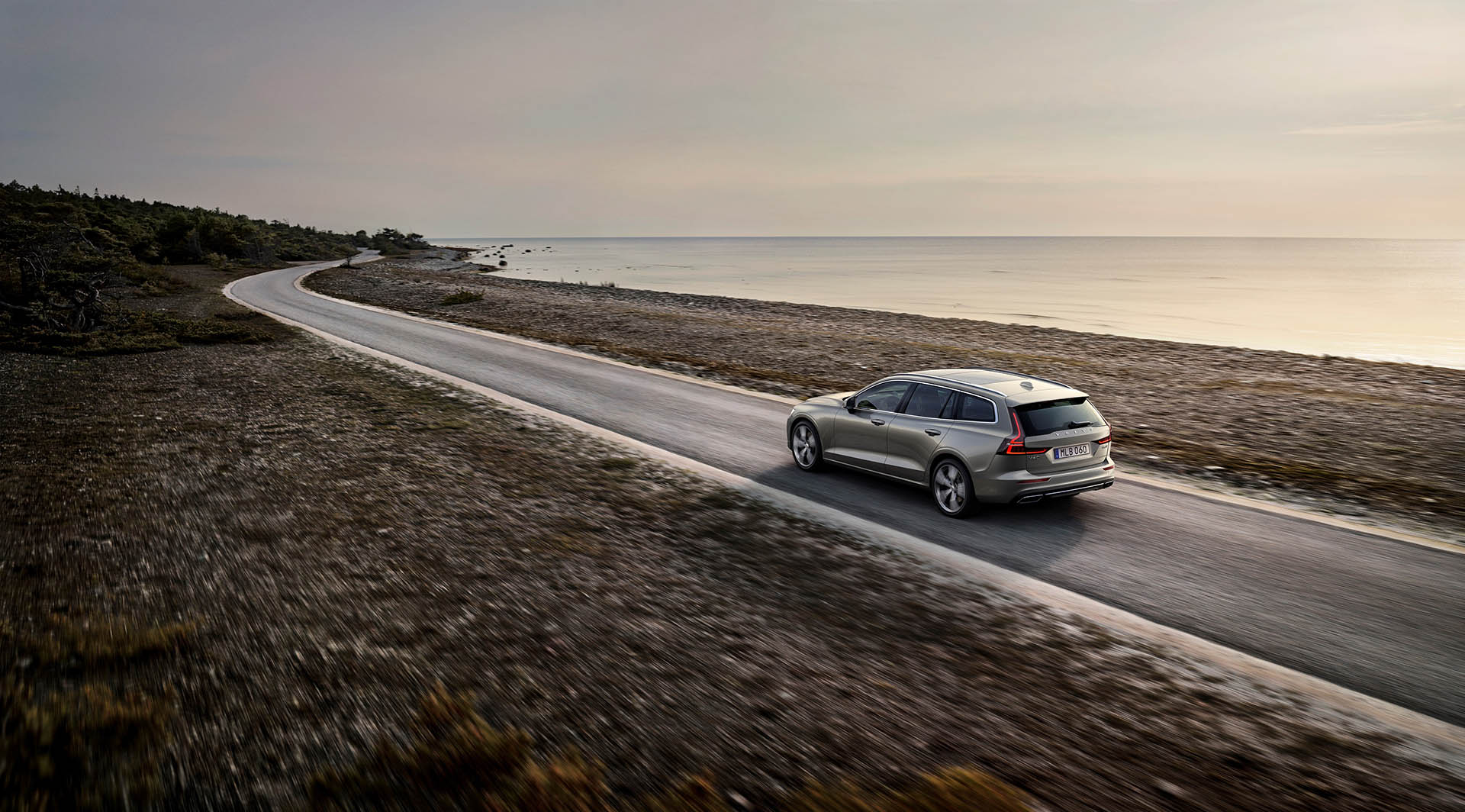 volvov60-2018j
