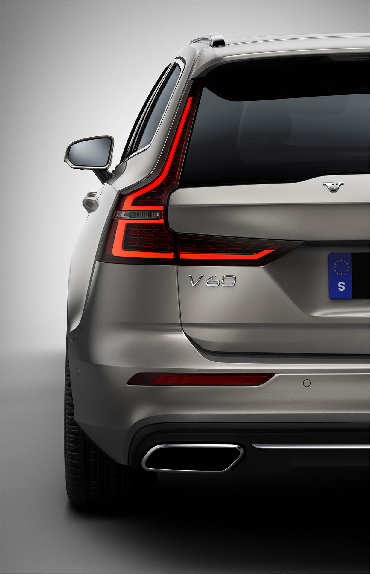 volvov60-2018u