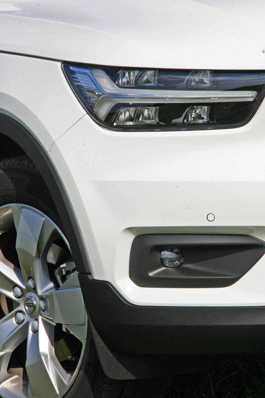 volvoxc40t3momentum2018k