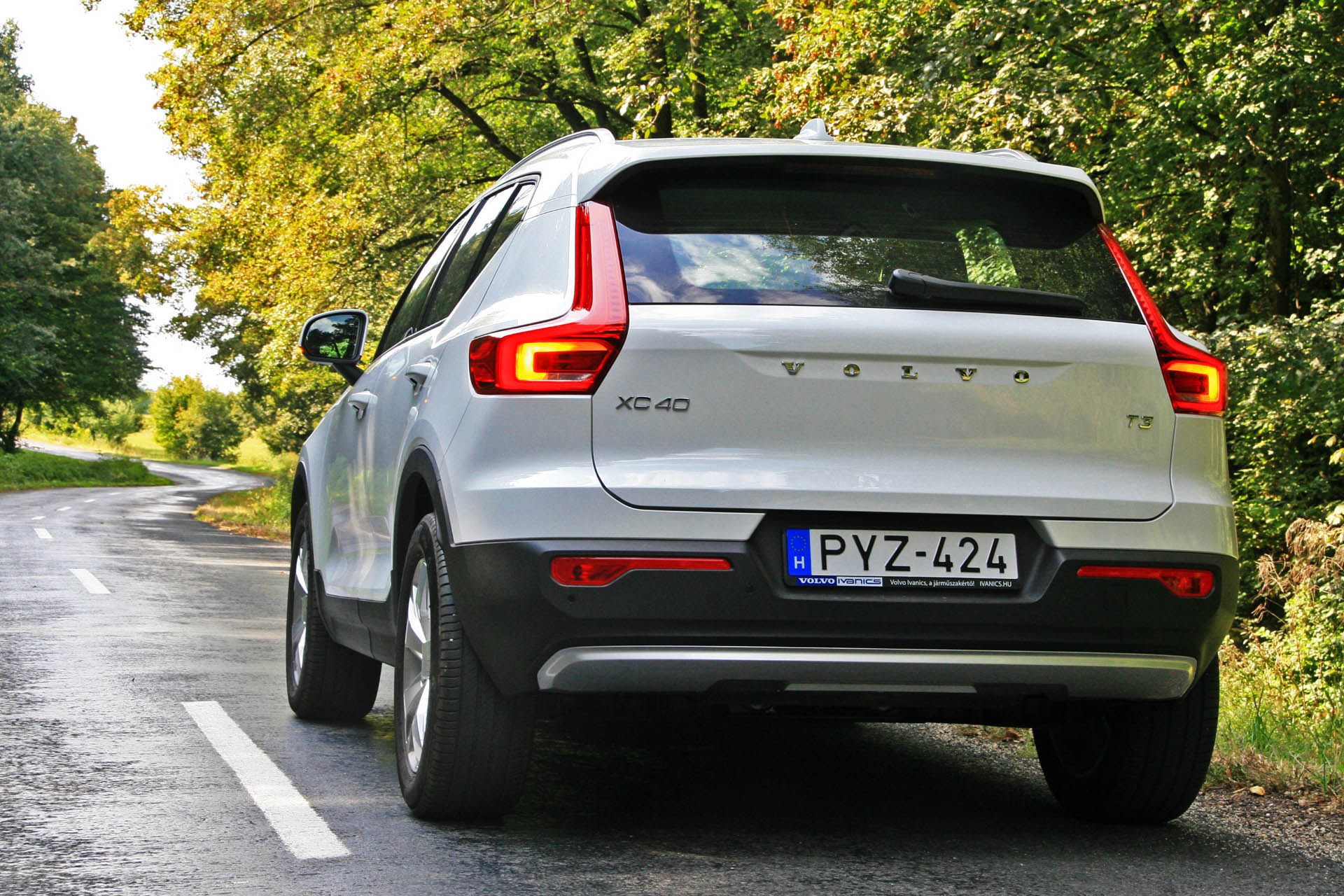 volvoxc40t3momentum2018n