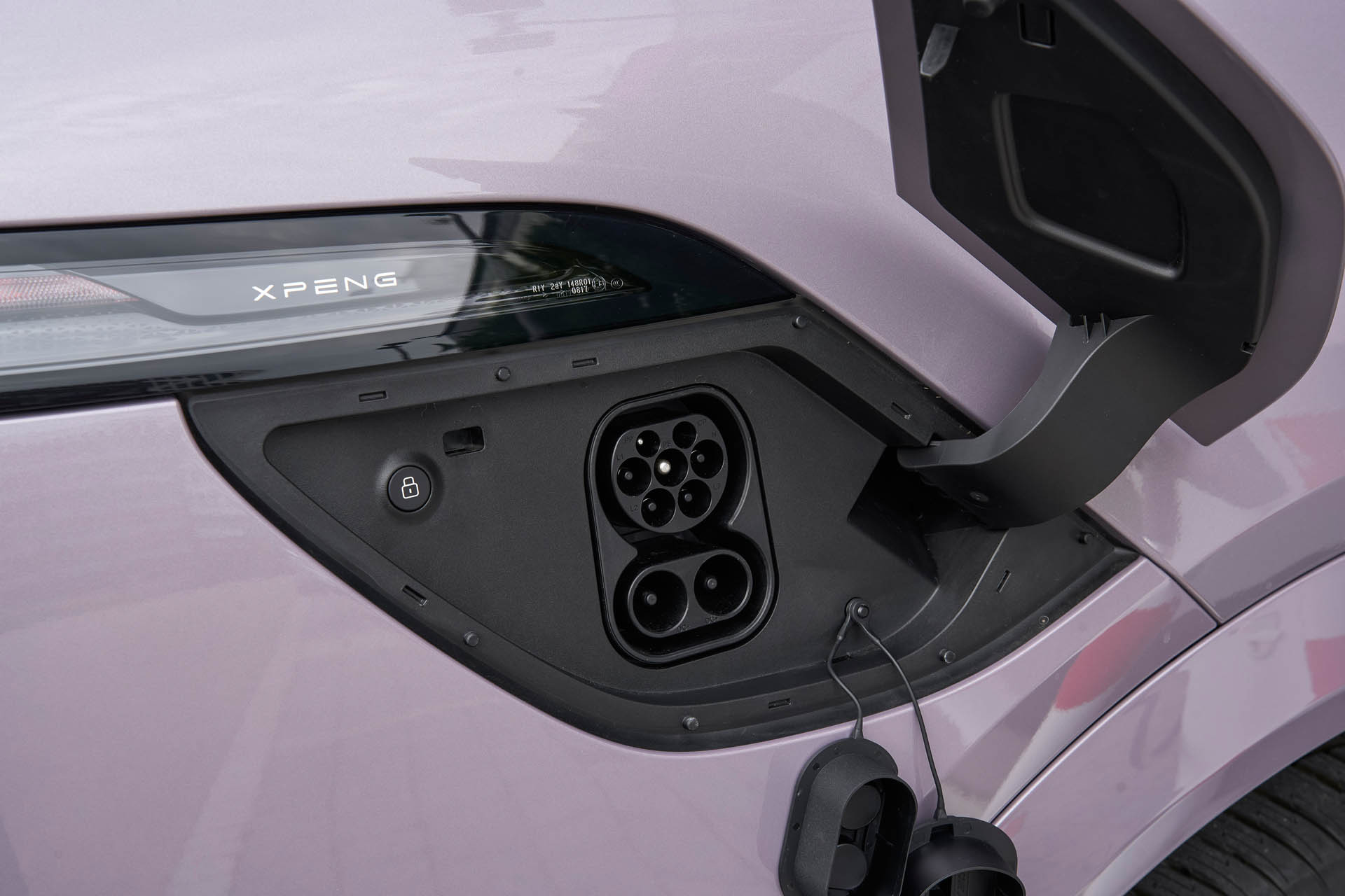 XPENG G6 046