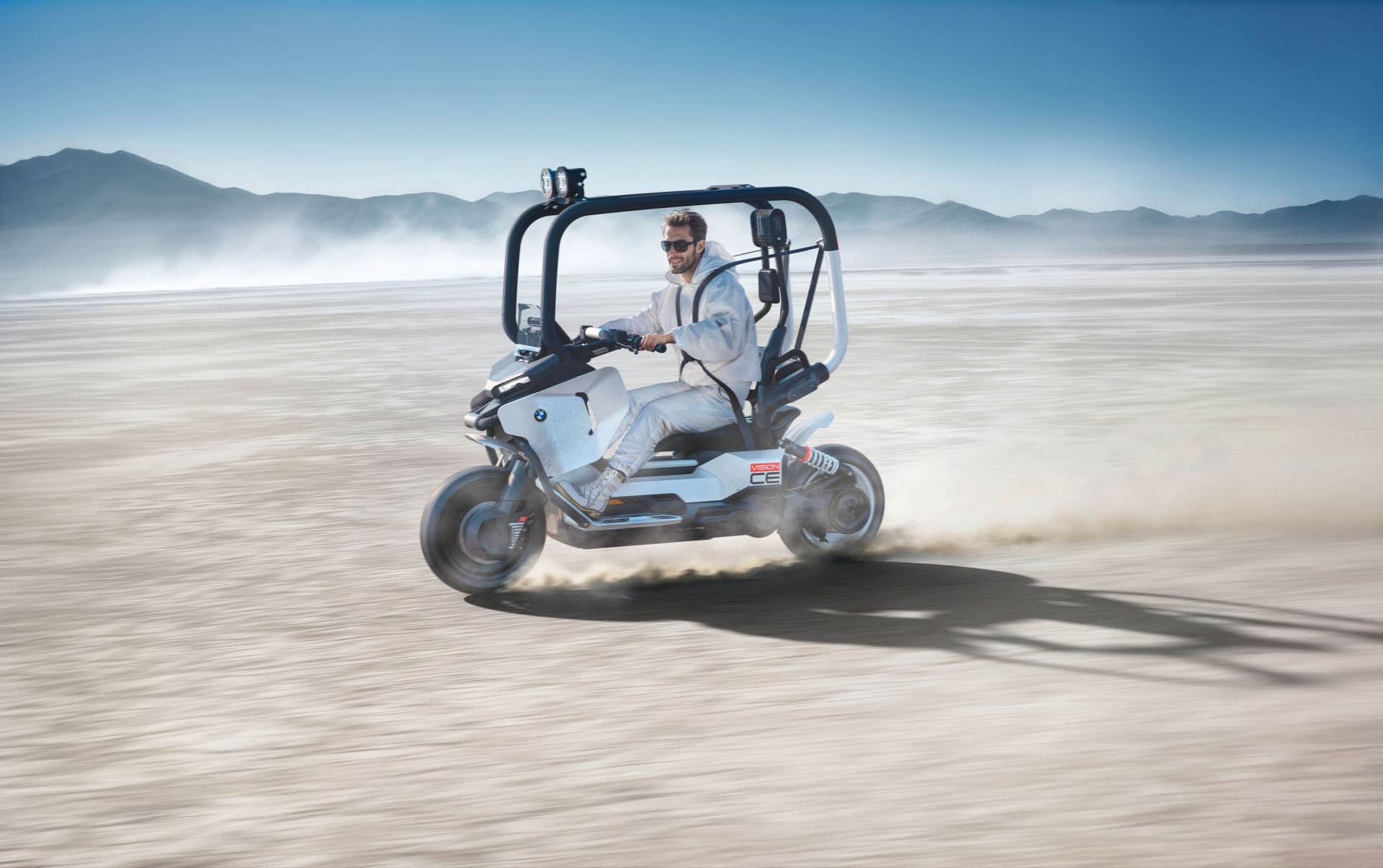 bmw motorrad vision ce 04