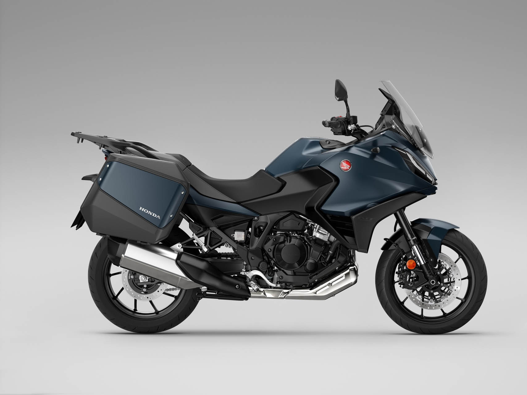 HONDA NT1100 YM24 01