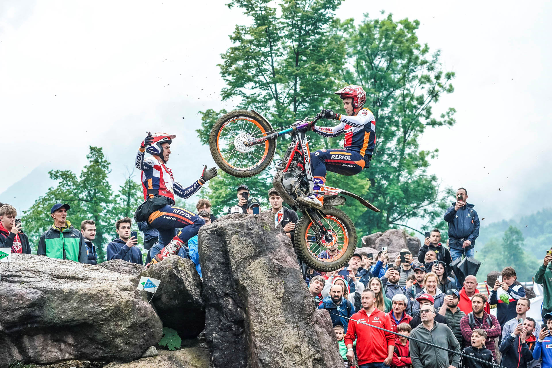 542724 Beyond the bike Celebrating the winningest Champion of them all