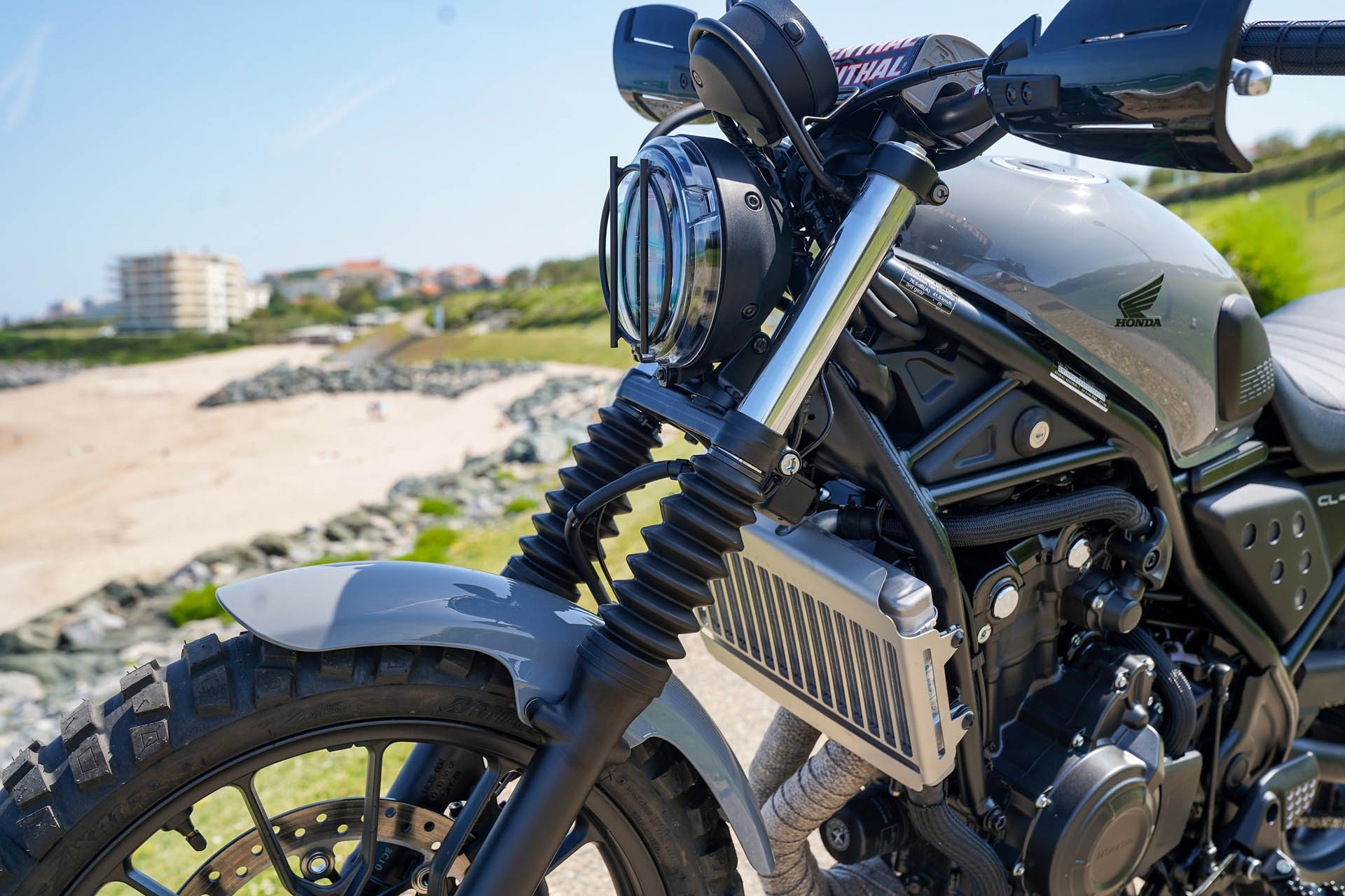 478798 Wheels and Waves - Moonground