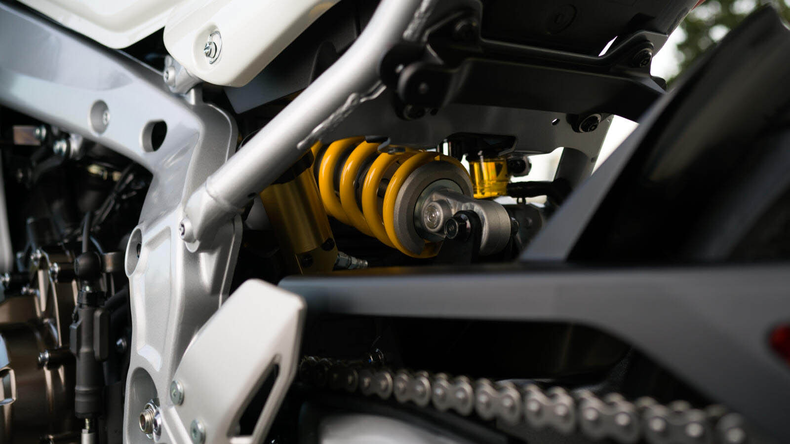 Yamaha XSR900 GP 2024 12